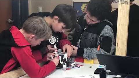 Webster Middle School Robotics MakerSpace - A CEF Funded Project