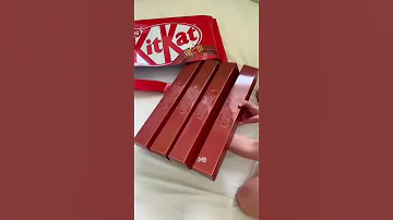 Big KitKat Chocolate Viralvideo Ytshorts Shorts Subscribe 