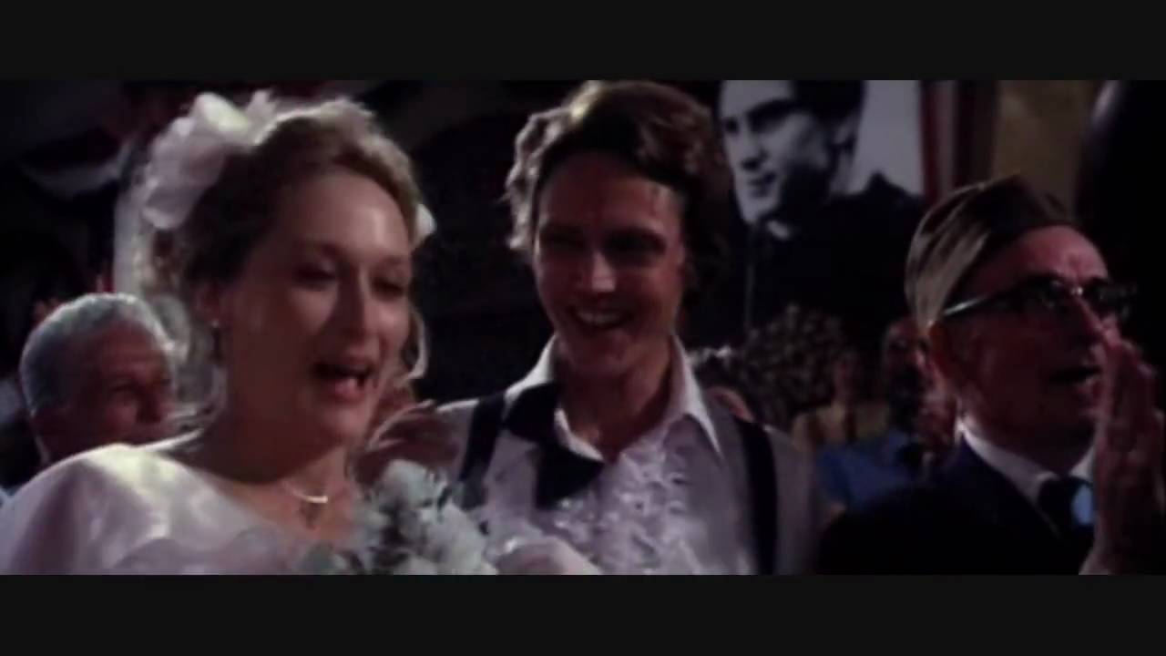 Meryl Streep Slipping Through My Fingers Testo
