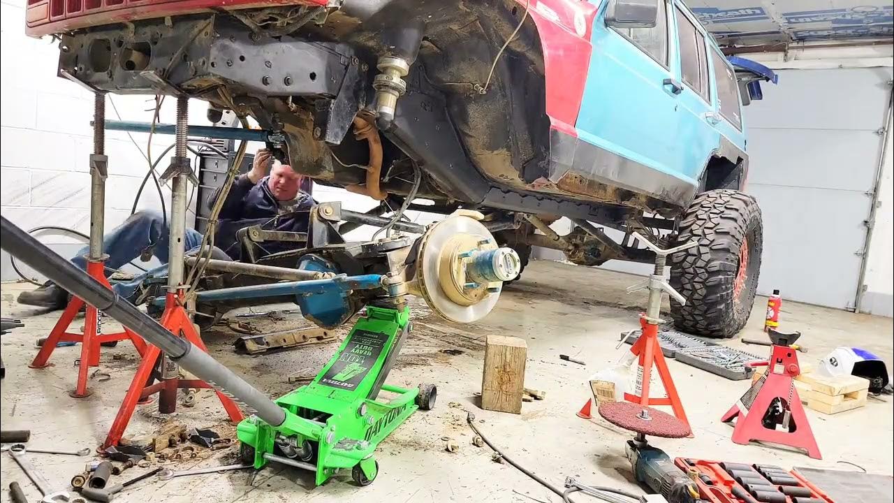 XJ Frame Stiffeners (Finishing Welding and Reassembly) YouTube