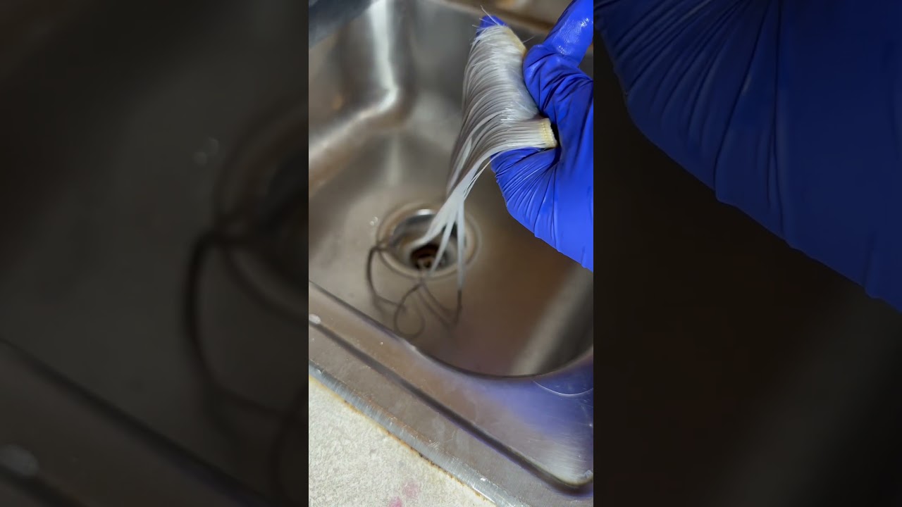 THIS IS THE BEST TONING PURPLE SHAMPOO! 