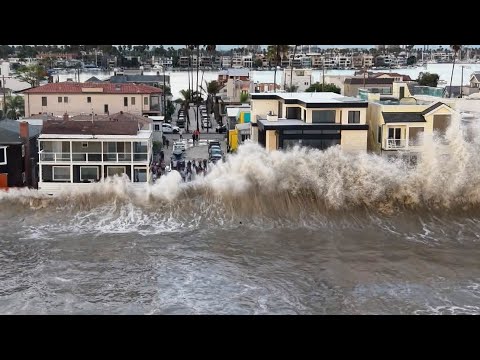 🚨 SoCal Coastal Disaster: 75 Yards of Beach GONE, 14 Homes Damaged & Malibu Collapse