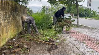 Residents said the sidewalks were full of grass that no one had cleaned until they met us