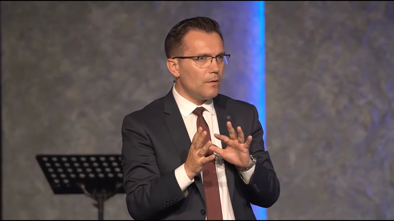 Călin Onițiu - Cea mai importantă datorie a unui părinte