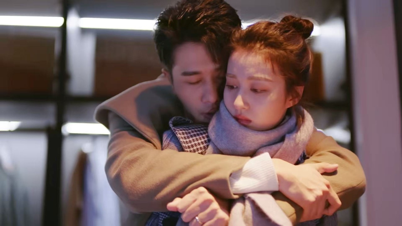 Heartbroken Cinderella leaves. CEO watches COLD-EYED. Six years later—ON HIS KNEES, BEGGING her back