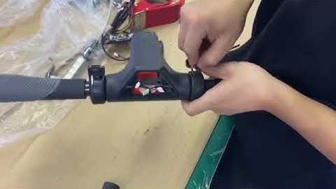 kugoo kirin s1: Remove the throttle dial