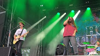 Hot Mulligan - Gans Media Retro Games Let's Go Fest