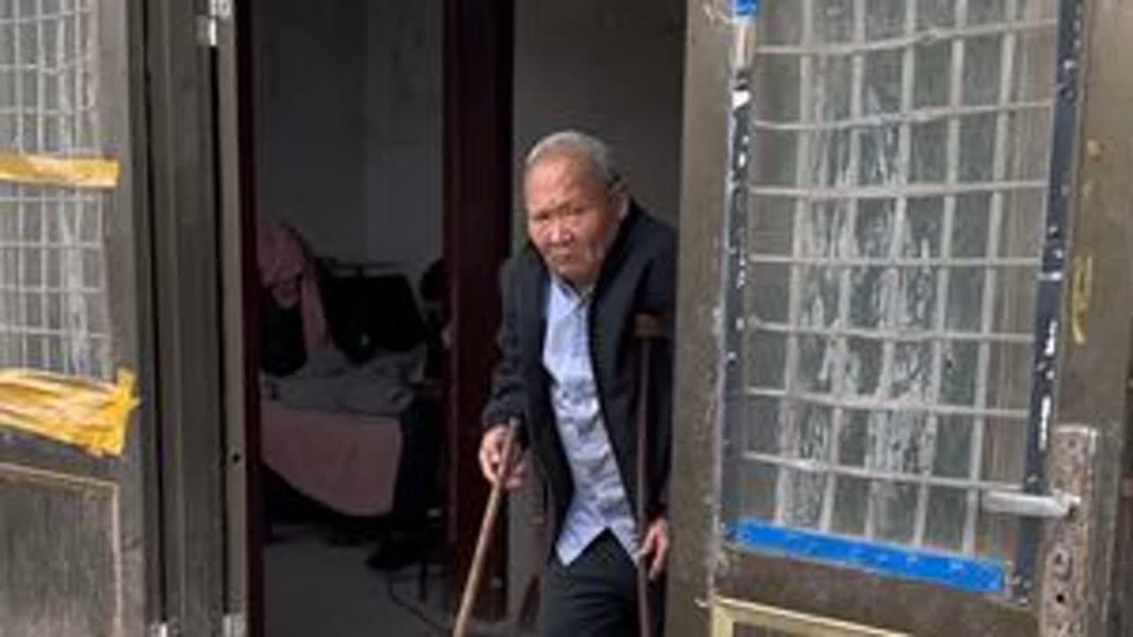 嫂子也开始爱美啦 看到改变后的自己心发怒放