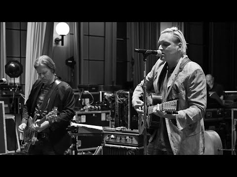 Arcade Fire - The Lightning I, II on 6 Music