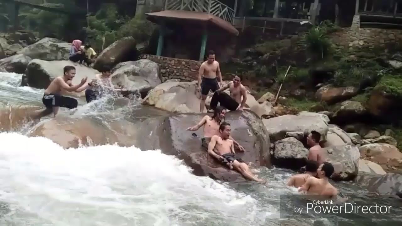 Jalan Jalan ke Obyek Wisata Pemandian Air Panas Ciparay ...