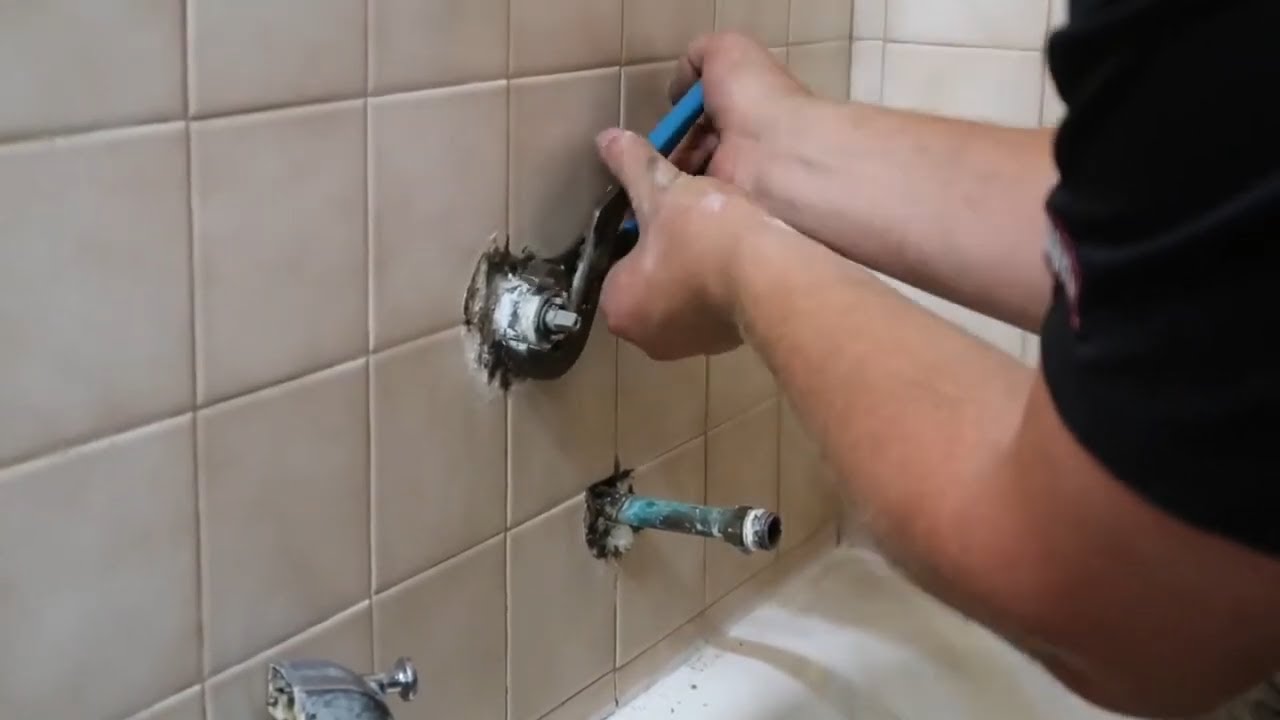 How To Replace a Bathroom Faucet - YouTube