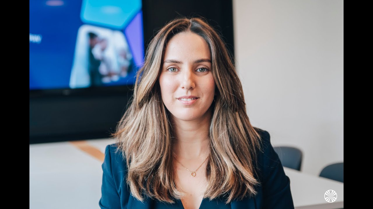 Découvrez Fluxym avec Samira, Cheffe de Projet