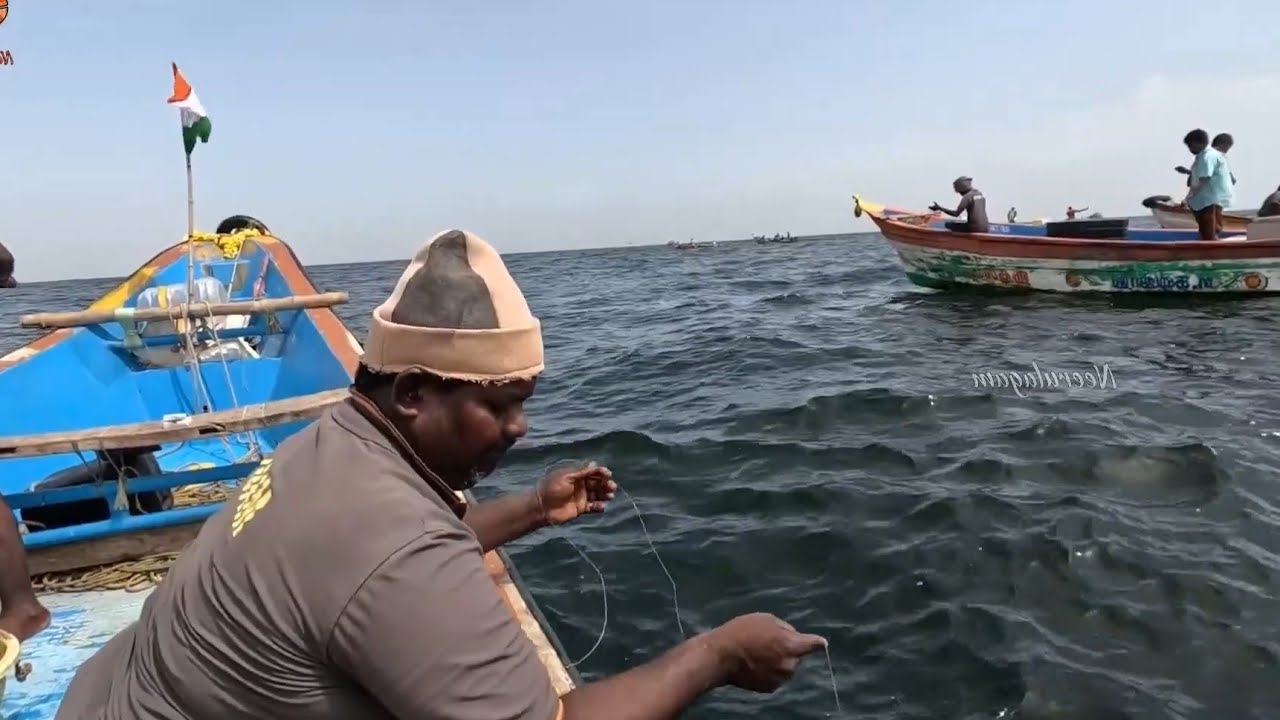 Catching Monster Diamond Trevally in deep sea| Fishing for Gt & Snappers