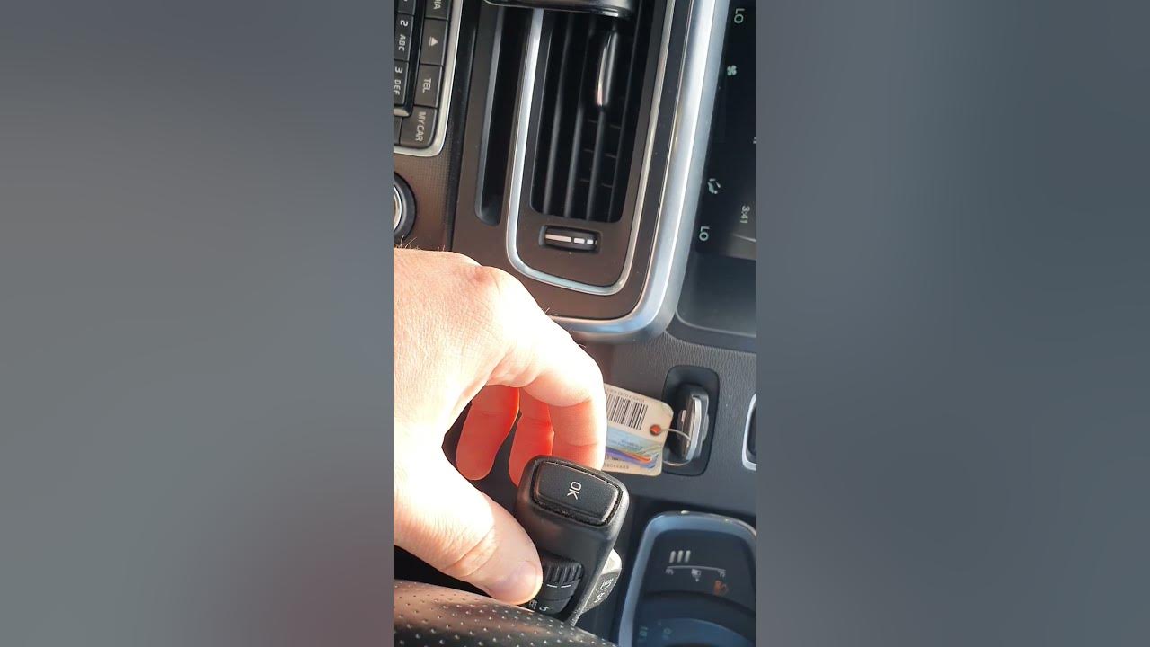 VOLVO V60 OIL LEVEL CHECKING - YouTube