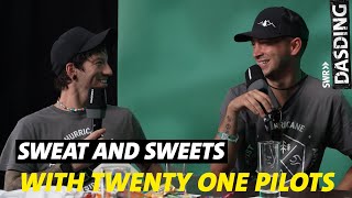 Last Round with... @twentyonepilots - Handshakes & Kisses | DASDING-Interview