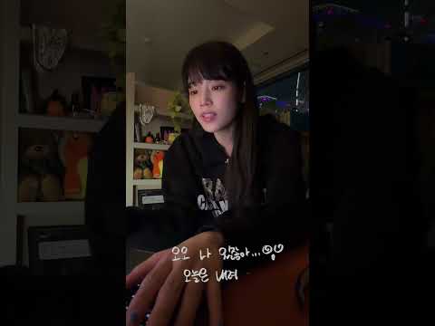 곡 제목이 궁금하다면 설명을 보세요!! thumbnail