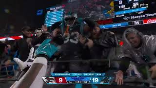 D'Onta Foreman scores and climbs into the crowd