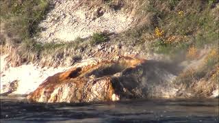 Broken Cone Geyser (2021) (HD)