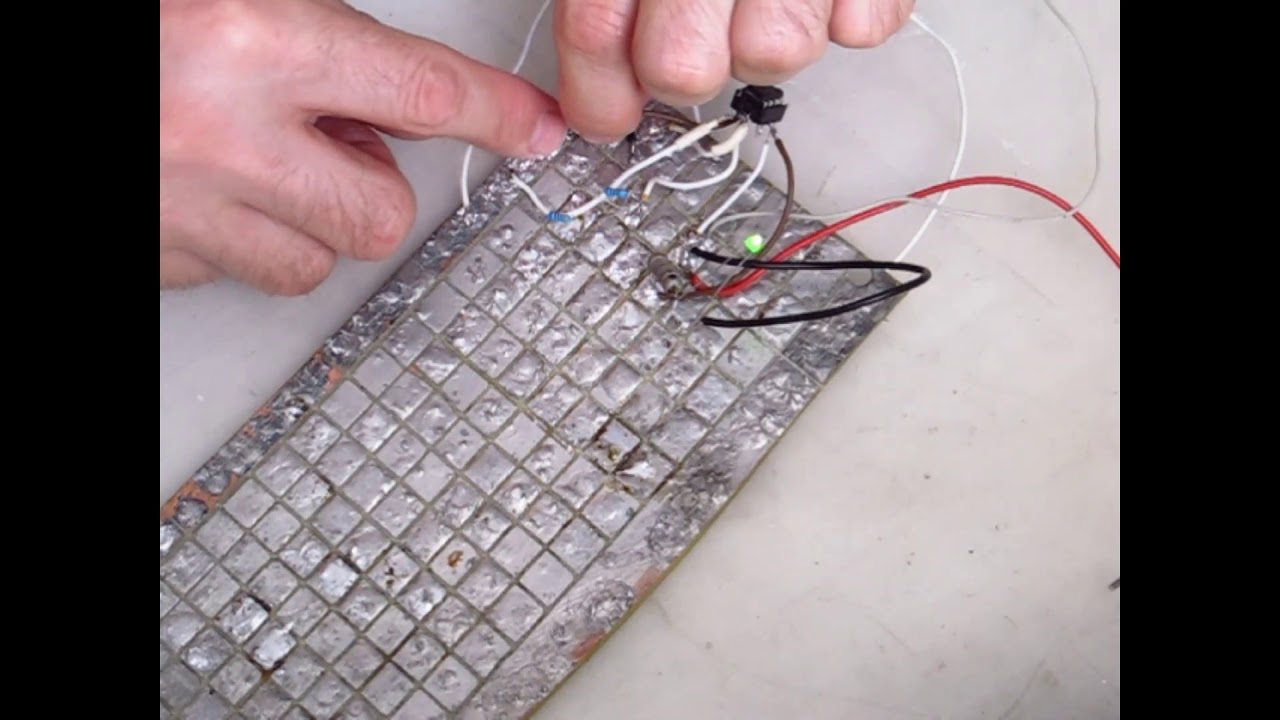 Китайский компаратор LM 311. Будьте осторожны! - YouTube