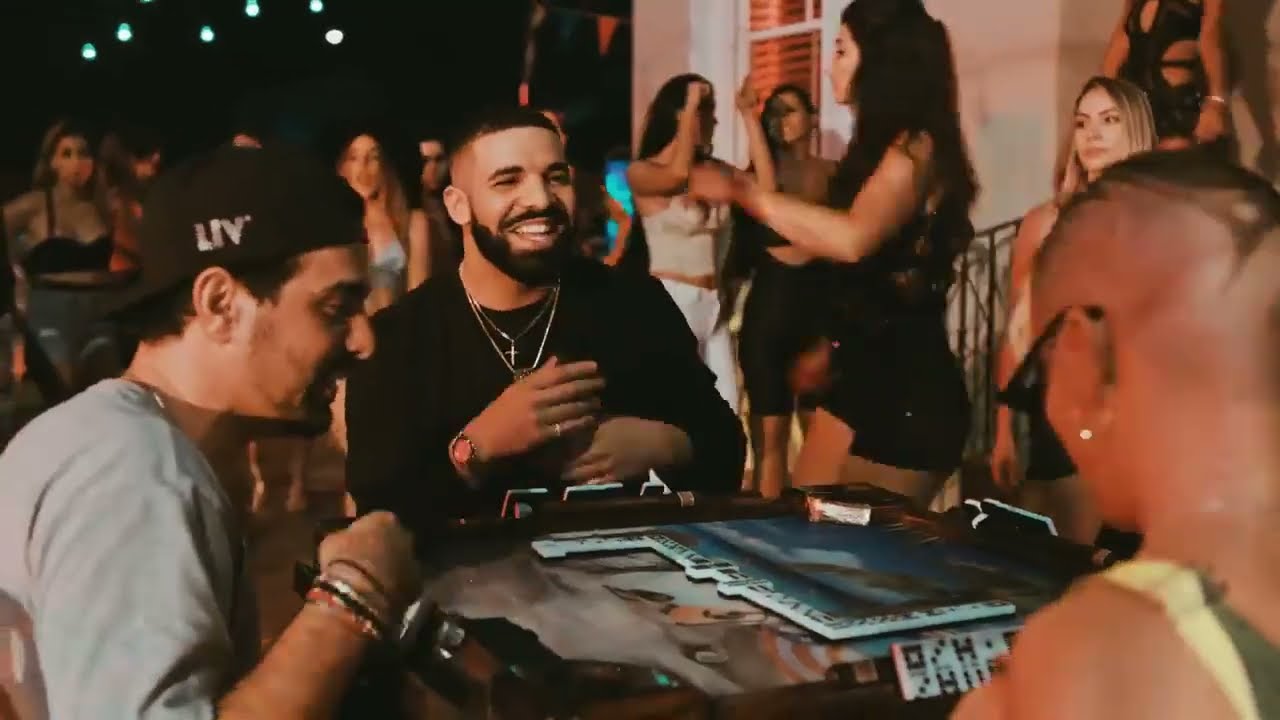 BAD BUNNY x DRAKE  - MiA ( Lyrics )