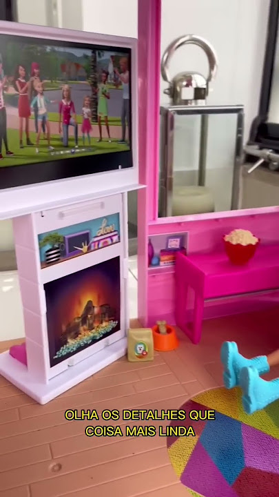 Casa nova para Barbie. Barbie em Português Brasil. Novos jogos para meninas.  