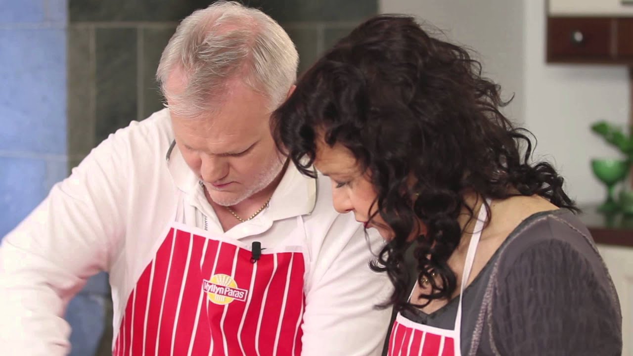 Arja Leipoo ja Kokkaa: Tiikerikakku