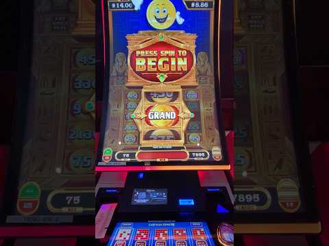 BRO IS GETTING EMOTIONAL 馃ス #roobet #blackjackstrategy #casino #onlinecasino #cards