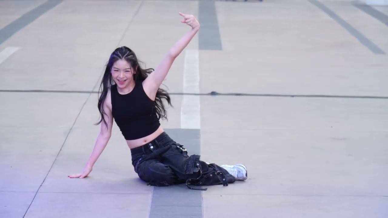 BADVILLAIN - Intro + BADTITUDE cover By : น้องกอบัว | Dance At Siam 2026