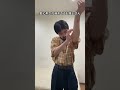 蚊はお偉いさんでも刺します