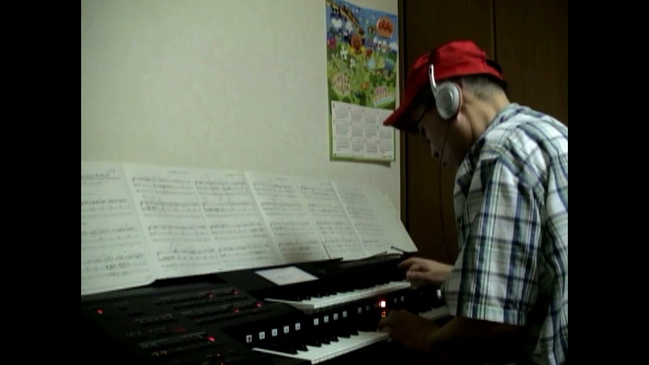 プリキュア夏をイメージした曲です。