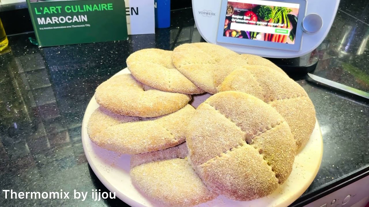 Pain complet au thermomix خبز بالدقيق القمح الكامل100￼