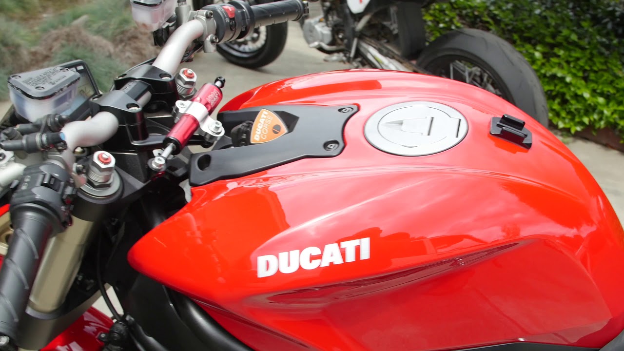 Ducati Streetfighter 1098 Loud metallic engine whirring Verified