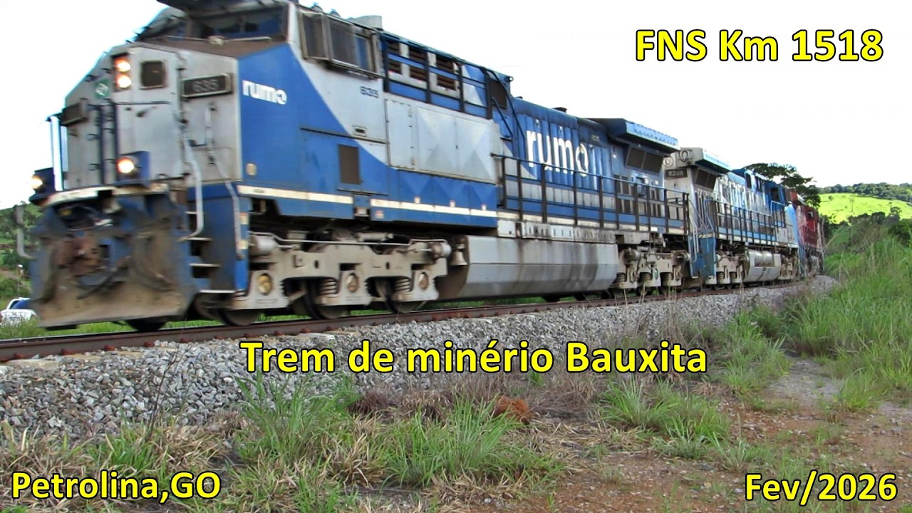 OPERAÇÃO LOGÍSTICA DE MINÉRIO BAUXITA TREM GIGANTE VAZIO PASSANDO POR PETROLINA GOIÁS - FEV/2026