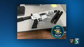 WNEM Afternoon Extra: 2 arrested during Flint traffic stop
