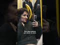 Vissångaren William sprider musikglädje i tunnelbanan