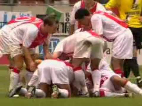 Златан ибрагимович лучший гол 2002 Златан ибрагимович лучший гол 2002