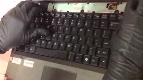 CLEVO HID P150EM - HOW TO REMOVE KEYBOARD & WIFI CARD l HIDEVOLUTION