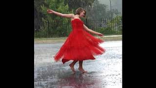 Kimbilir Bir Şiirin Içine Saklamışsındır Belki..bir Çocuğun Gülüşünde Mi Bir Yağmurun Düşüşünde Mi.. Resimi