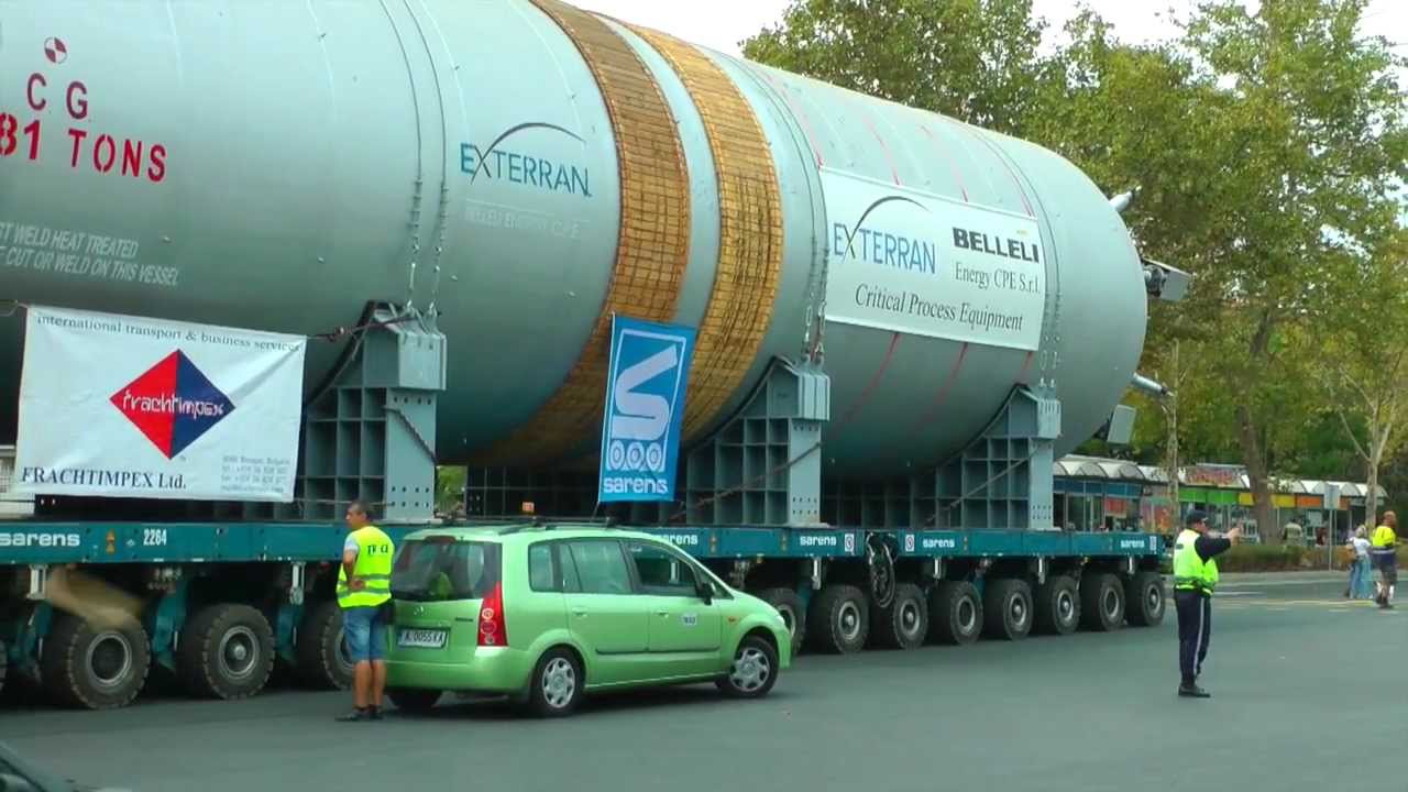 Huge facility passed through the streets of Burgas 3