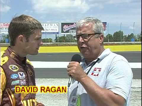 Video: David Ragan Nettovärde: Wiki, Gift, Familj, Bröllop, Lön, Syskon