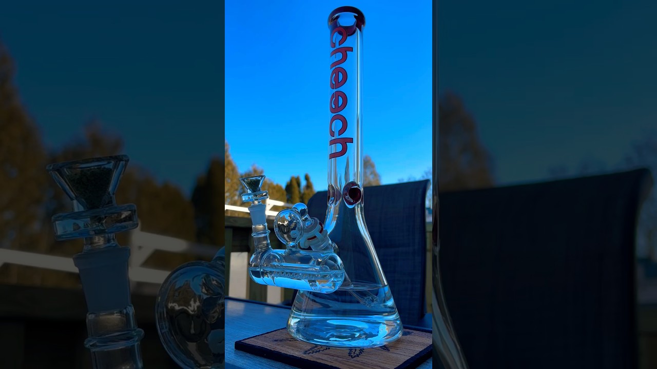 Cheech Glass - 9mm Beaker with inline ashcatcher 