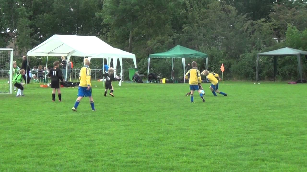 Int. toernooi vv Nieuweschoot: Sc Franeker E2 - Sc Stiens E1