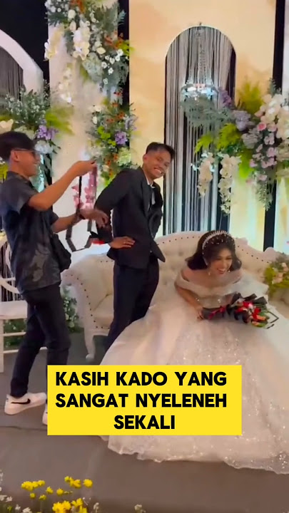 momen lucu ketika pengantin dikasih kado nyeleneh bikin ngakak ‼️‼️ #ngakak #lucu #pengantinviral