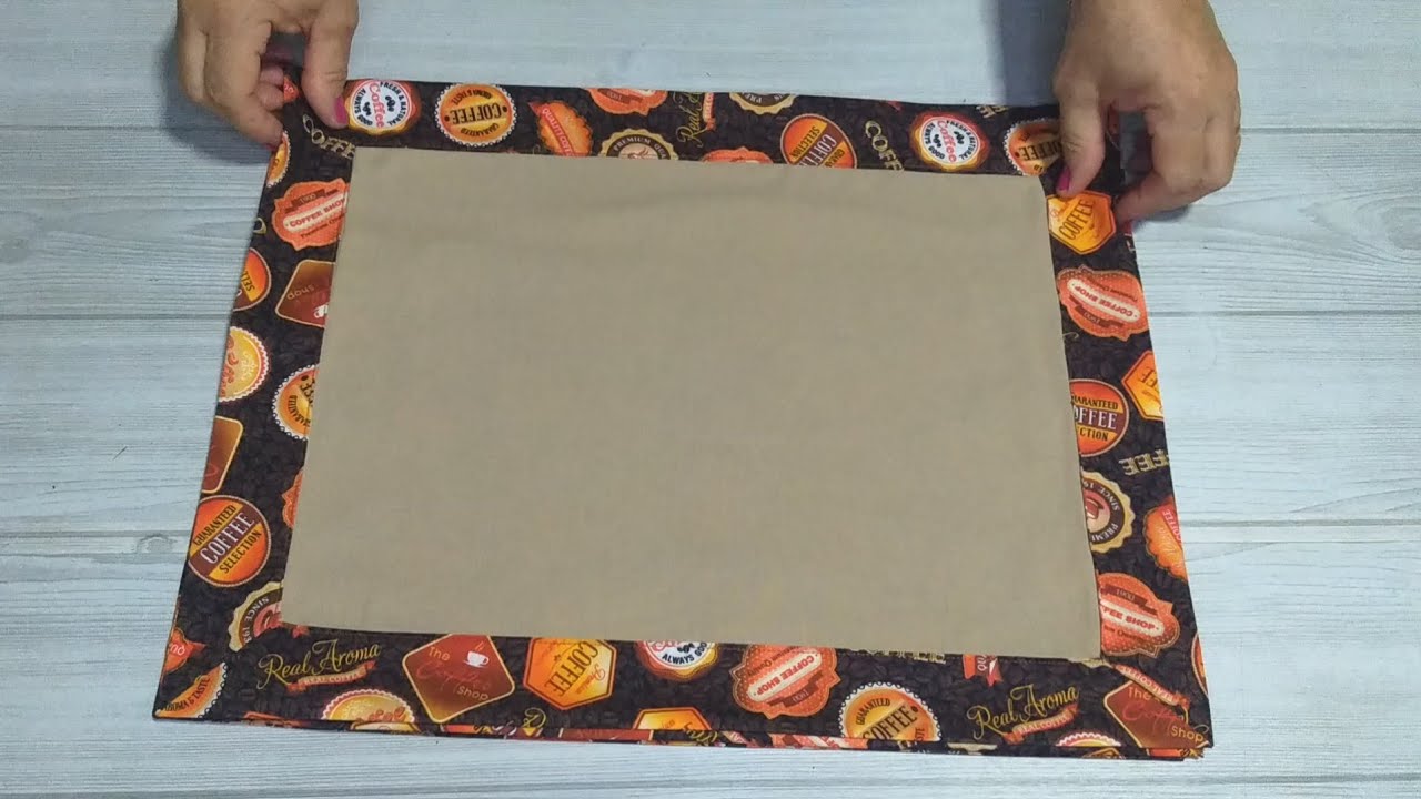 jogo americano com barrado que já saí o canto mitrado, prático fácil e rápido.