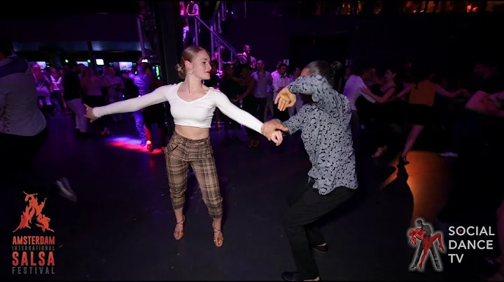 Victor Ortega & Steffi de Leeuw - Salsa social dan...