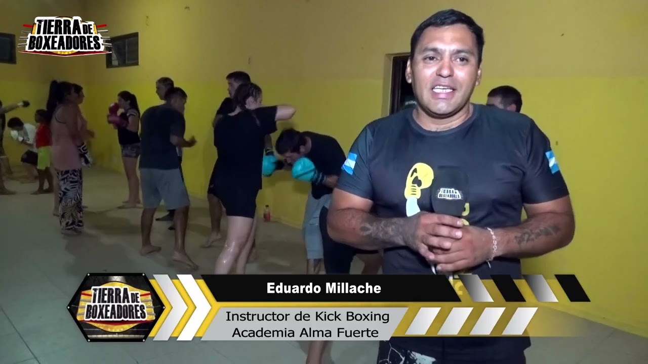 Kick Boxing   Centro recreativo Alma Fuerte   Instructor  Eduardo Millache 01 12 25