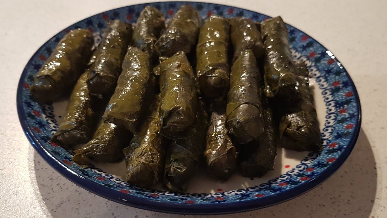 Tokat yaprağından etli bulgurlu yaprak sarması!!! yemek tarifleri, kolay pratik sarma tarifi
