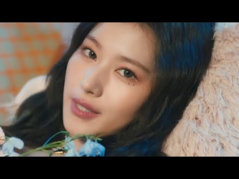 [認人認聲+中英字幕] TWICE “MOONLIGHT SUNRISE” MV