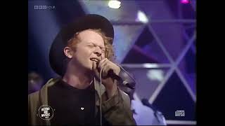 SIMPLY RED - Top Of The Pops TOTP (BBC - 1986) [HQ Audio] - Holding back the years