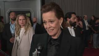 Star Wars The Mandalorian and Grogu LA World Premiere - itw Sigourney Weaver (Official video)